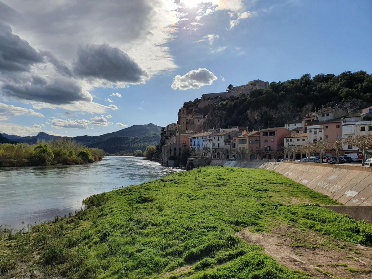Casa En La Valleta Ginestar Екстер'єр фото